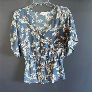 Gilli Navy Floral Print Blouse